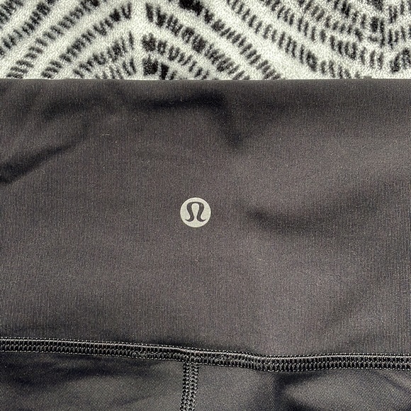 lululemon leggings - Picture 3 of 3